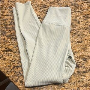 Light mint born primitive leggings small